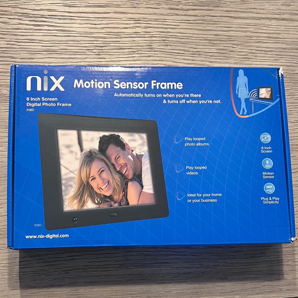 Nix Motion Sensor Photo Frame